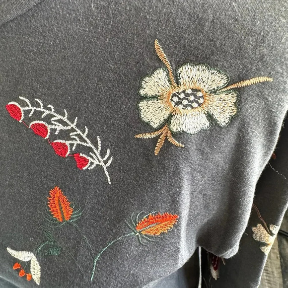 Brickyard Buffalo Floral Embroidered Pullover - Picture 3 of 5